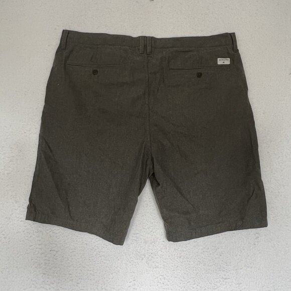 Quiksilver Shorts Men's Sz 40 Green Straight Fit Chino Flat Front Casual Shorts - Picture 2 of 10